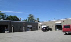 423 Watertown St, Newton, MA 02458-1113