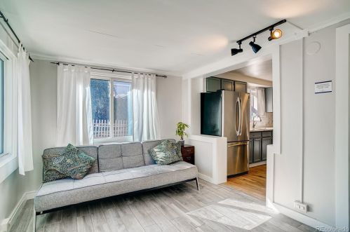 3384 Corona St, Englewood CO 80113-2827 exterior