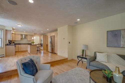 6 Patriot Way, North Reading MA 01864-3224 exterior