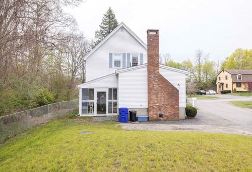 48 Waverly St, Taunton MA  02780-1447 exterior