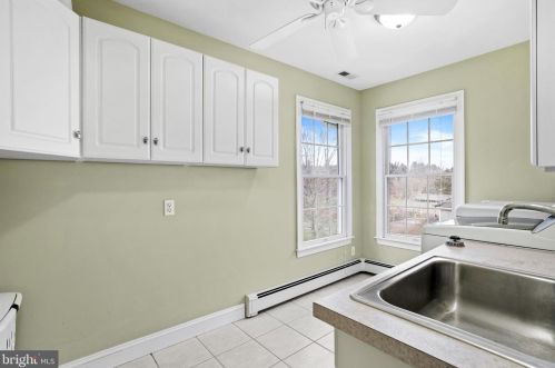 71 Mill Ln, Columbus NJ 08022-1940 exterior