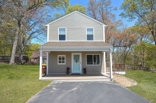 706 Spencer St, Fall River MA  02721-4539 exterior