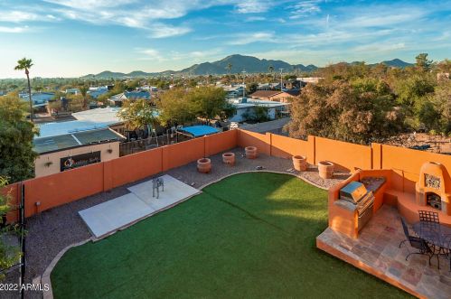 9032 14 Pl, Phoenix AZ 85014-4210 exterior