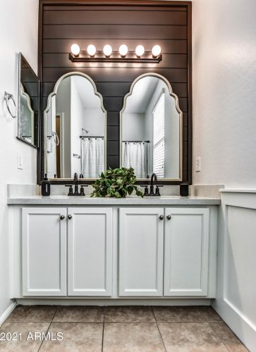 2230 78th Ave, Phoenix, AZ 85035-5144