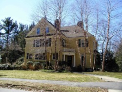 39 Sterling St, Newton, MA 02465-2614