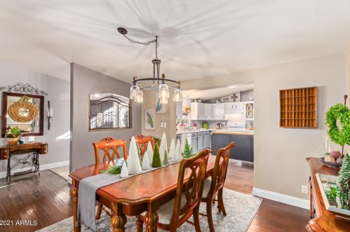 42010 3 St, Phoenix AZ 85086-7300 exterior