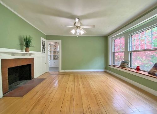 117 Mount Vernon St, Newton MA 02465-2559 exterior