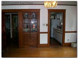 8 Berkshire Rd, Waltham MA  02453-5813 exterior