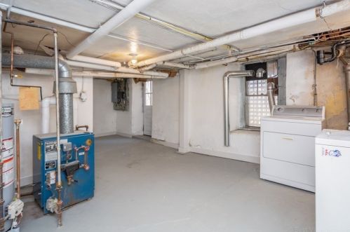 7 Chamberlain Pkwy, Worcester MA 01602-2507 exterior