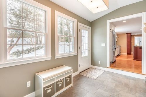 69 Windmill Ln, Arlington MA 02474-1926 exterior