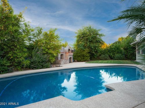 1816 Butler Dr, Phoenix AZ 85051-4650 exterior