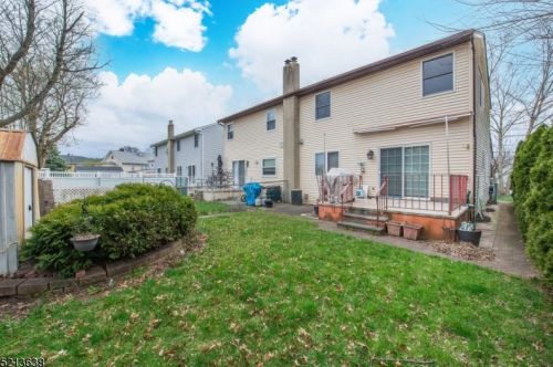 78 Jannarone St, Belleville NJ  07109-2337 exterior