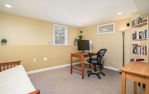 58 Everett St, Norfolk MA 02056-1634 exterior