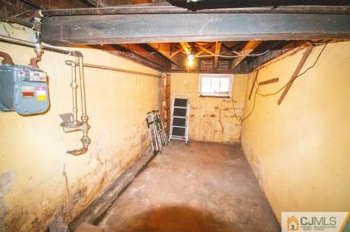 17 Grant Ave, Carteret NJ 07008-3105 exterior