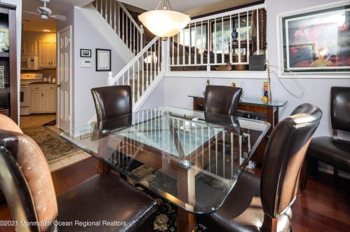 118 Tower Hl Dr, Tinton Falls NJ 07701-2400 exterior