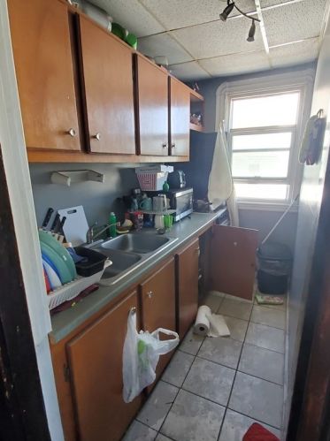 377 Ashley Blvd, New Bedford MA 02745-5207 exterior