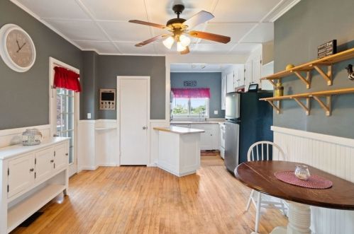 7 Spooner St, Plymouth MA 02360-4453 exterior