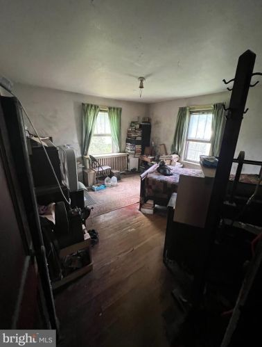 238 Hillcrest Dr, Milford NJ 08848-1001 exterior