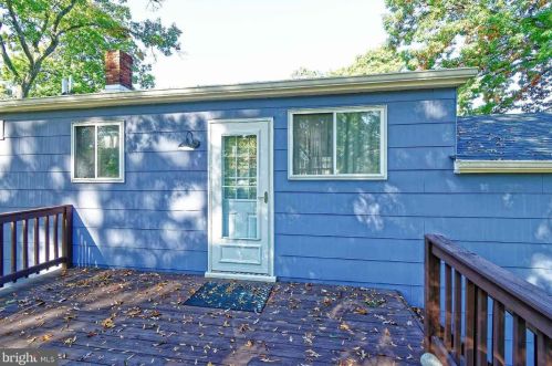 1375 Park Pl, West Deptford NJ 08093-1940 exterior