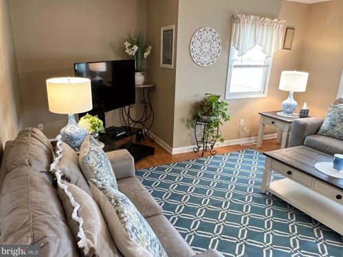 623 Wesley Ave, West Deptford NJ 08063-1247 exterior