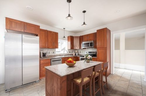 36 Ridge Ave, Royalston MA  01331-1709 exterior