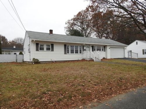 53 Crestwood Cir, Lawrence, MA 01843-1952