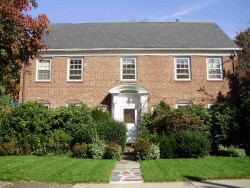 27 Overlook Park, Newton, MA 02459-1344