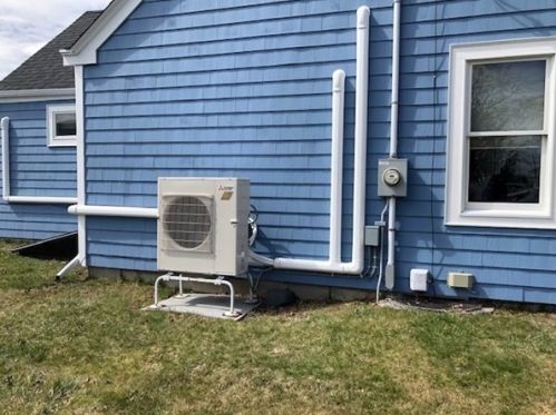 58 Bellevue St, New Bedford MA 02744-1902 exterior