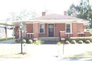 702 Holly St, Waycross, GA 31501-3329