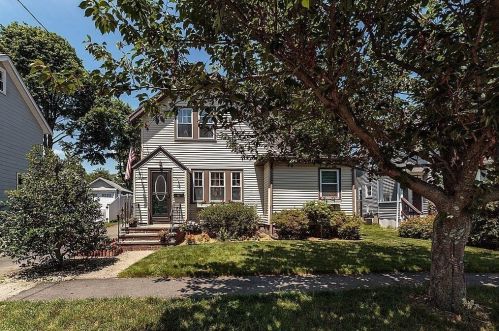 68 Emerson Rd, Milton, MA 02186-5136