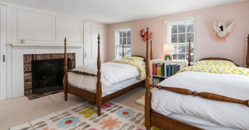 93 Riv Rd, Topsfield MA 01983-2111 exterior