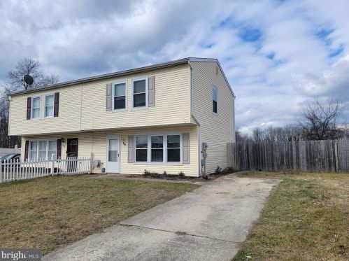 40 Farmhouse Rd, Erial NJ  08081-1609 exterior