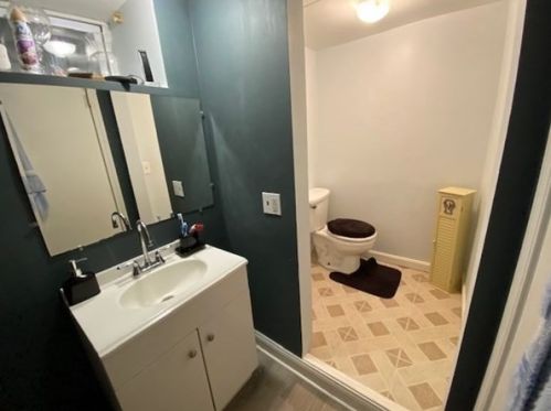 747 Penn St, Fall River MA 02724-1276 exterior