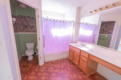 3047 Blackhawk Dr, Phoenix AZ 85050-4822 exterior