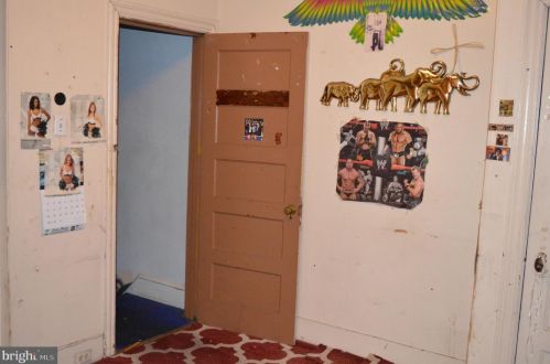 4458 20 St, Philadelphia PA 19138-2902 exterior