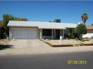 7538 Heatherbrae Dr, Phoenix AZ  85033-2410 exterior