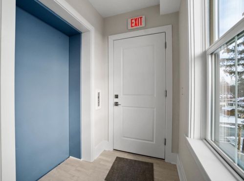 11 Oak Grove Ter, Quincy MA  02169-7708 exterior