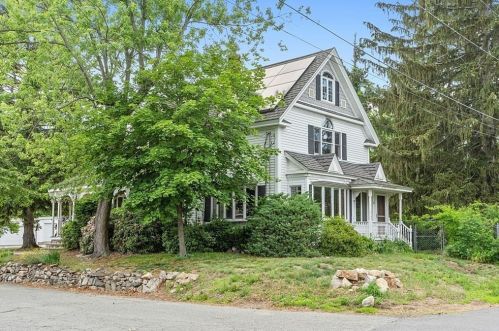 17 James St, Lawrence MA exterior