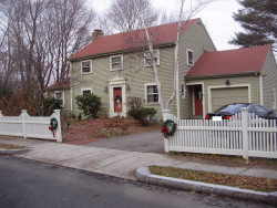 65 Shornecliffe Rd, Newton, MA 02458-2437