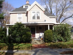 347 Cabot St, Newton, MA 02460-2253