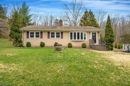 199 Church Rd, Milford, NJ 08848-1862