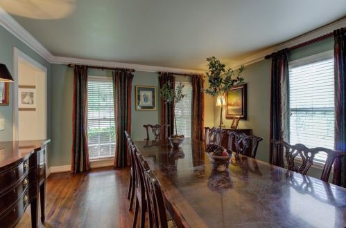 4815 Dunwoody Sta Dr, Atlanta GA 30338-4705 exterior