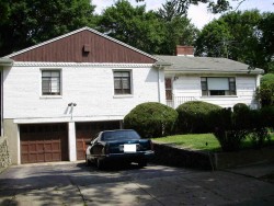 15 Kendall Rd, Newton, MA 02459-2657