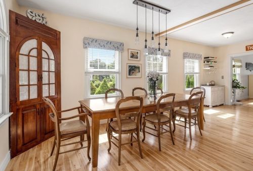 6 Chestnut Rd, Hingham MA 02043-1415 exterior