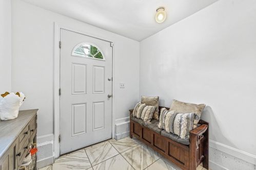 5 Bromfield St, Lawrence, MA 01841-2503