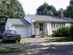 64 Dearborn St, Newton, MA 02465-1552