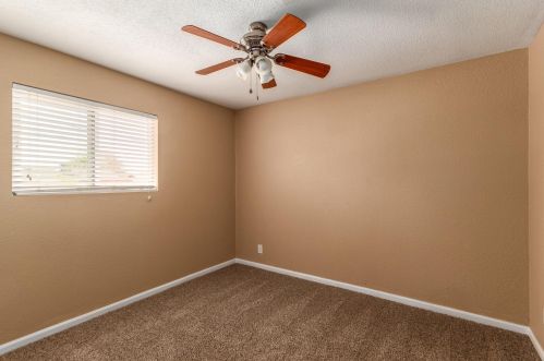 8444 6 Ave, Phoenix AZ 85023-6580 exterior