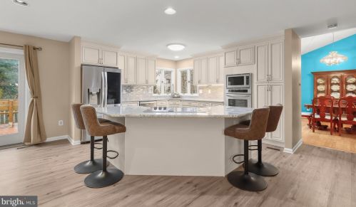 9757 Polished Stone, Columbia MD 21046-2802 exterior