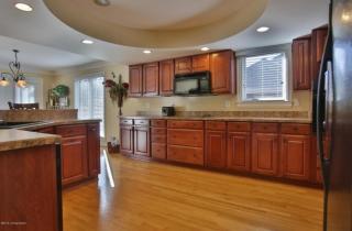 12609 Razor Ct, Louisville KY  40299-4595 exterior