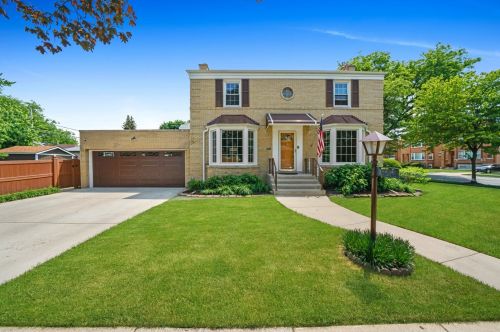 1801 Ridgeland Ave, Forest View, IL 60402-2028